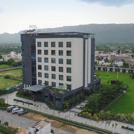 Grand Xenia Hotel Ajmer Buitenkant foto