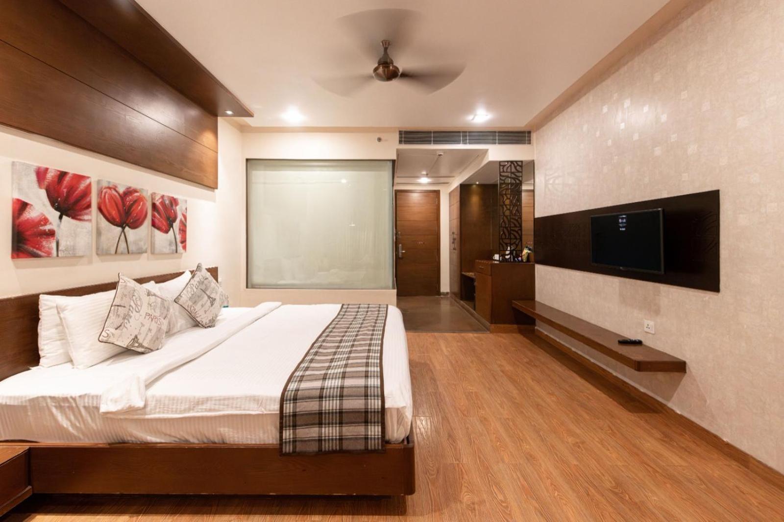 Grand Xenia Hotel Ajmer Buitenkant foto