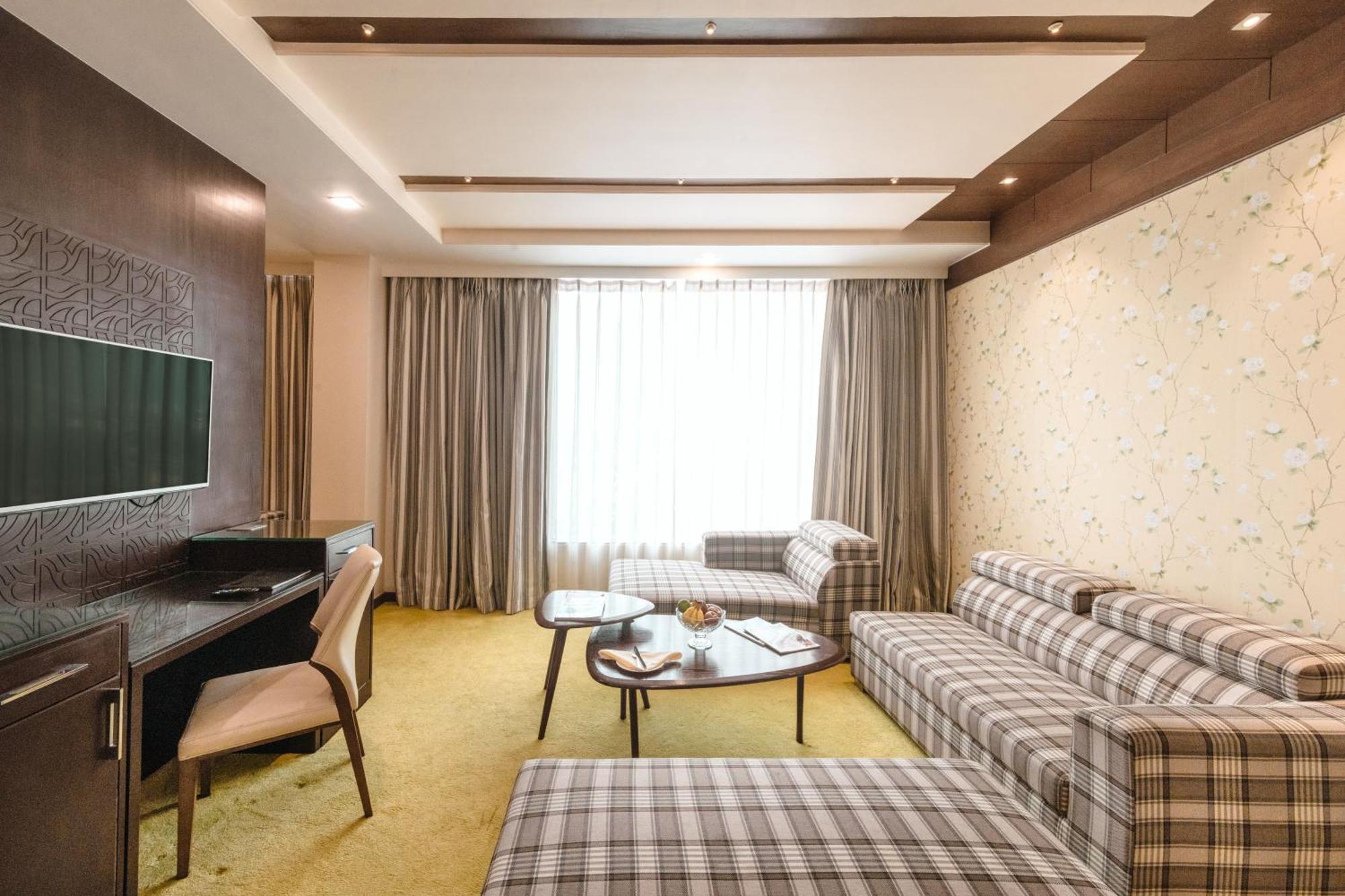 Grand Xenia Hotel Ajmer Buitenkant foto