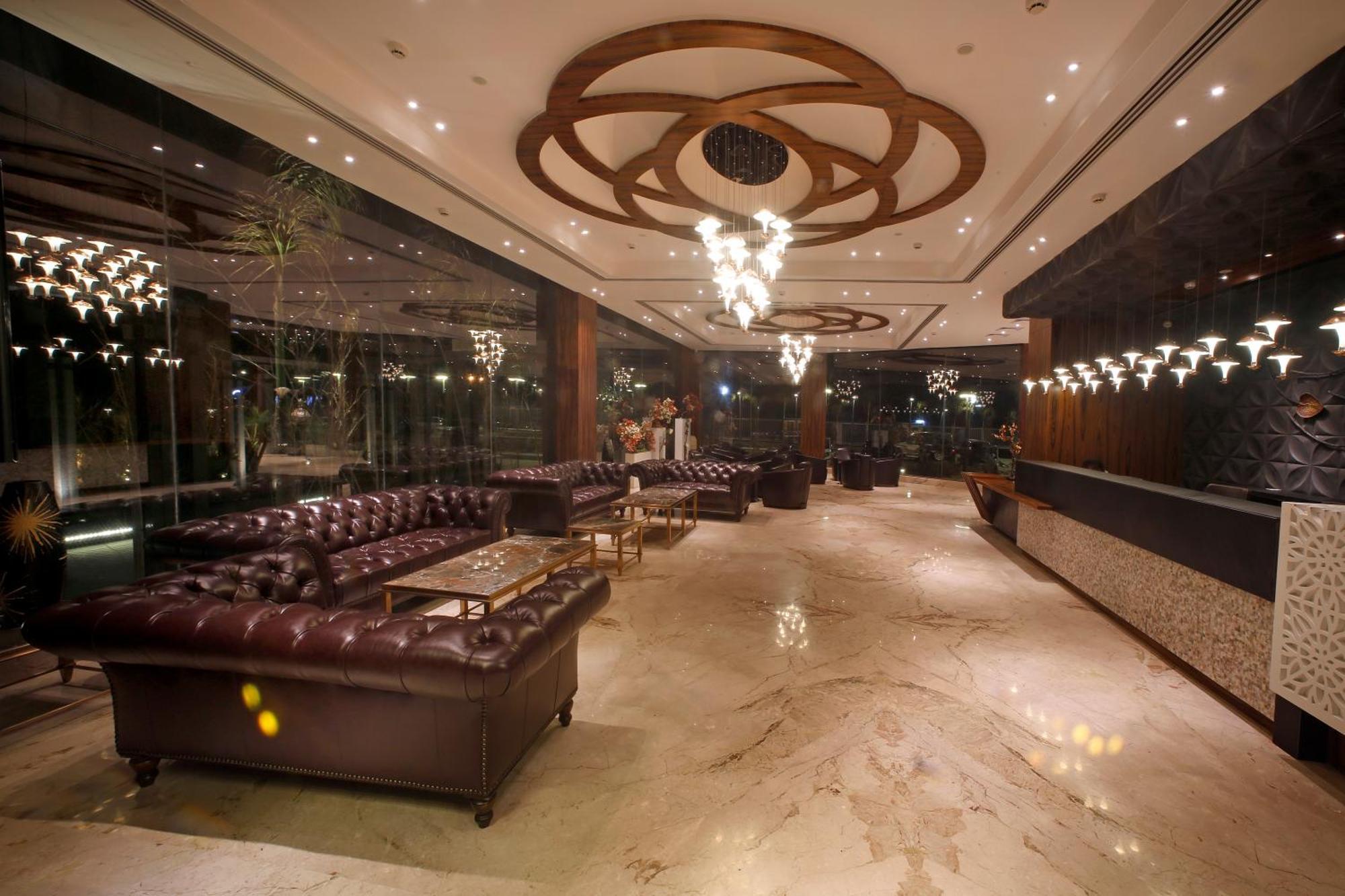 Grand Xenia Hotel Ajmer Buitenkant foto