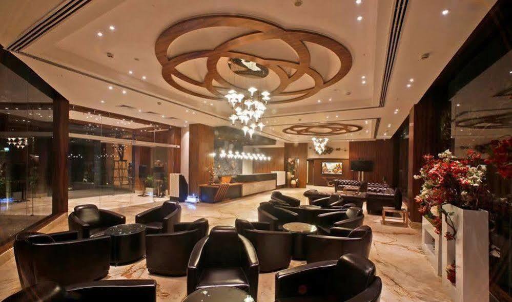 Grand Xenia Hotel Ajmer Buitenkant foto
