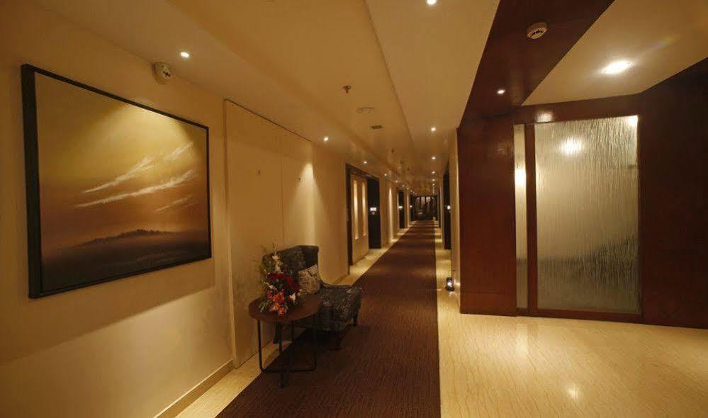 Grand Xenia Hotel Ajmer Buitenkant foto